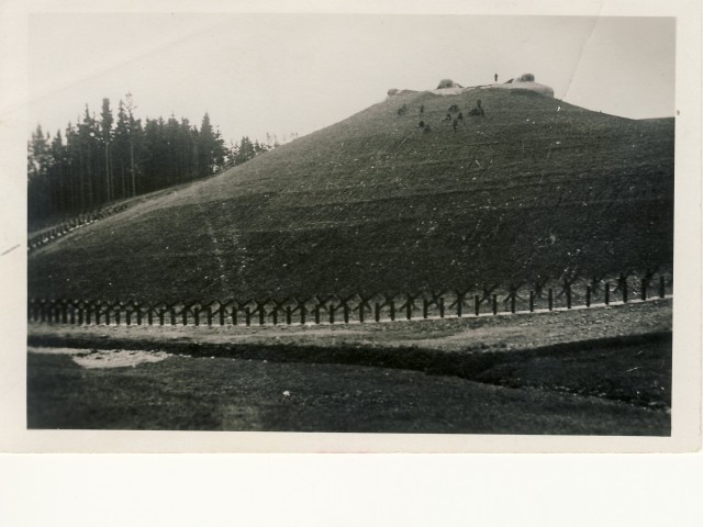 deda5.jpg (692.68 KiB) Zobrazeno 3011 krát deda5.jpg